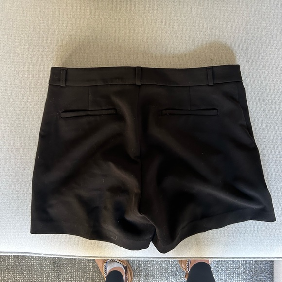 Black Banana Republic Shorts - Picture 2 of 2